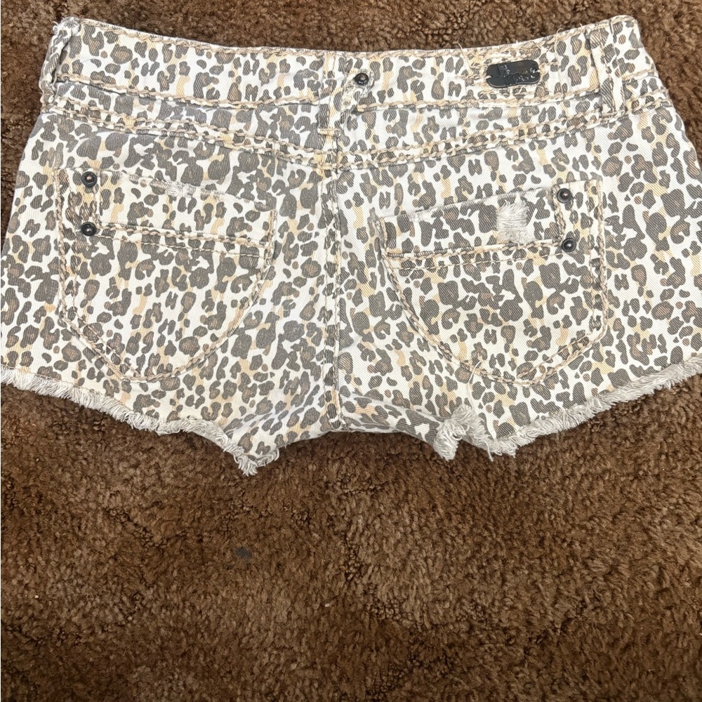 1st Kiss Gray Leopard Print Jean Shorts - Picture 2 of 3